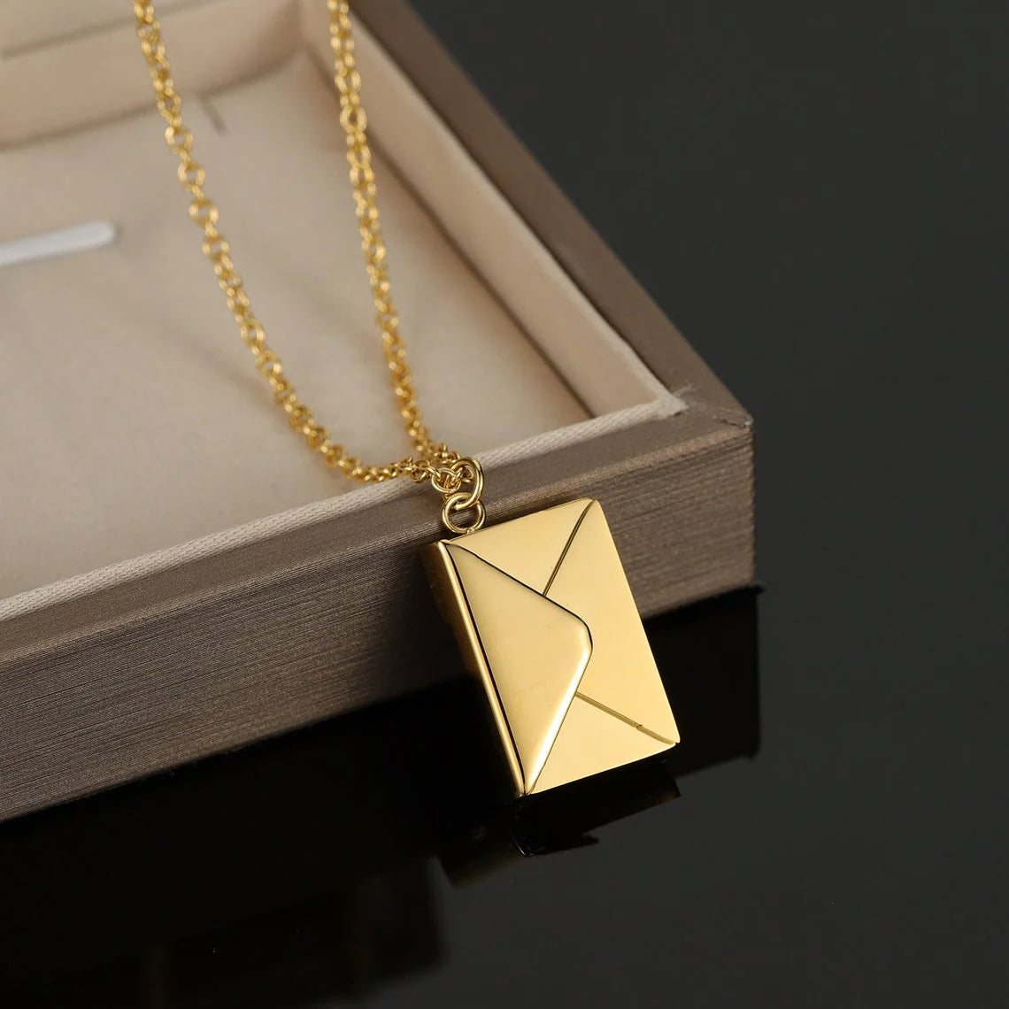 Personalized Envelop Necklace